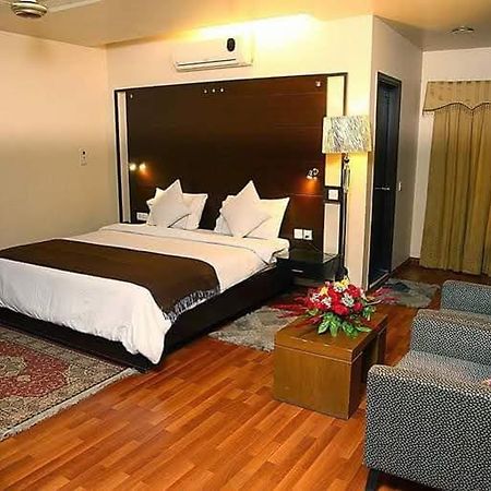 Hira Guest House كراتشي المظهر الخارجي الصورة