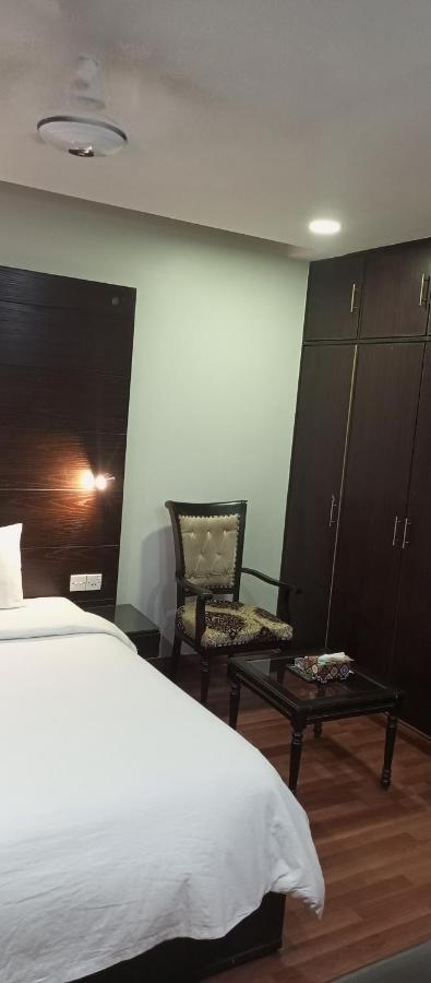 Hira Guest House كراتشي المظهر الخارجي الصورة