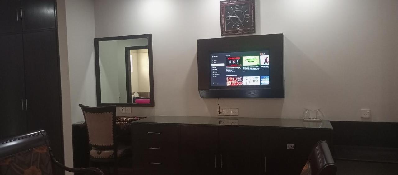 Hira Guest House كراتشي المظهر الخارجي الصورة
