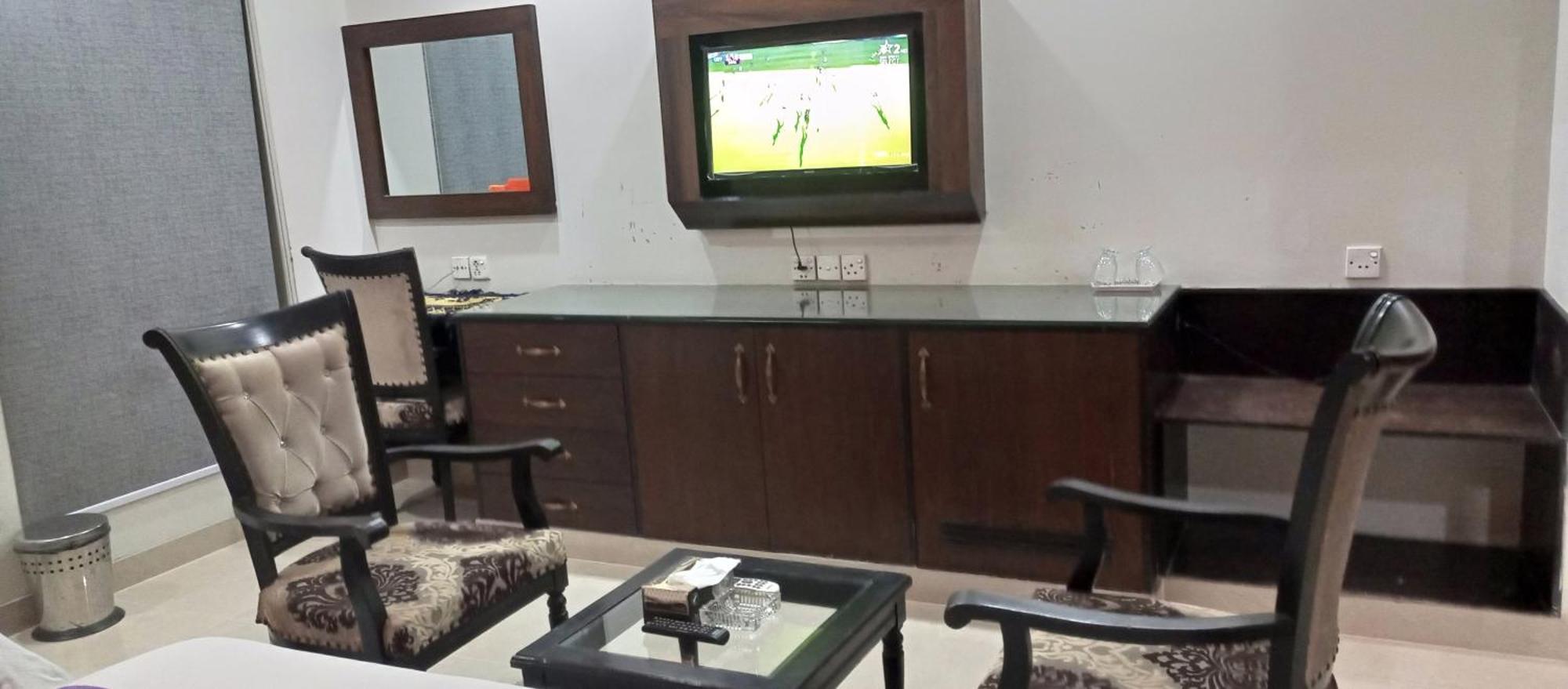 Hira Guest House كراتشي الغرفة الصورة